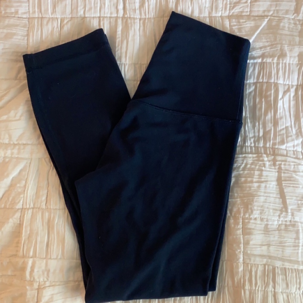 **SOLD** Lululemon Align High Rise Crop Leggings